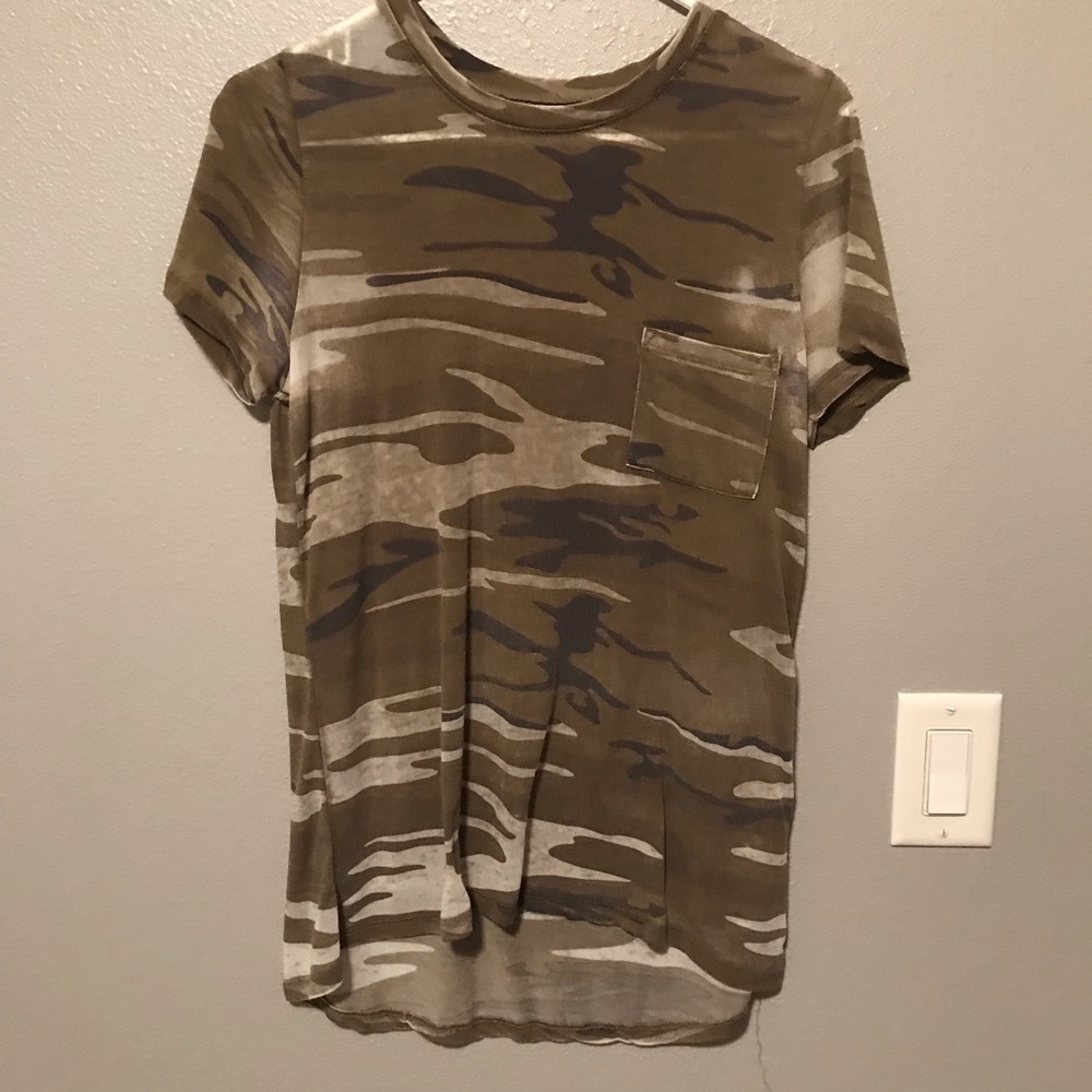 Camouflage t-shirt
